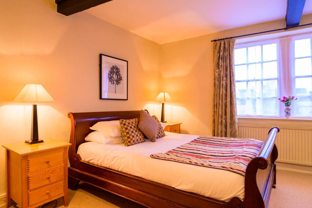 The Swan Hotel - Bradford-On-Avon Exterior photo
